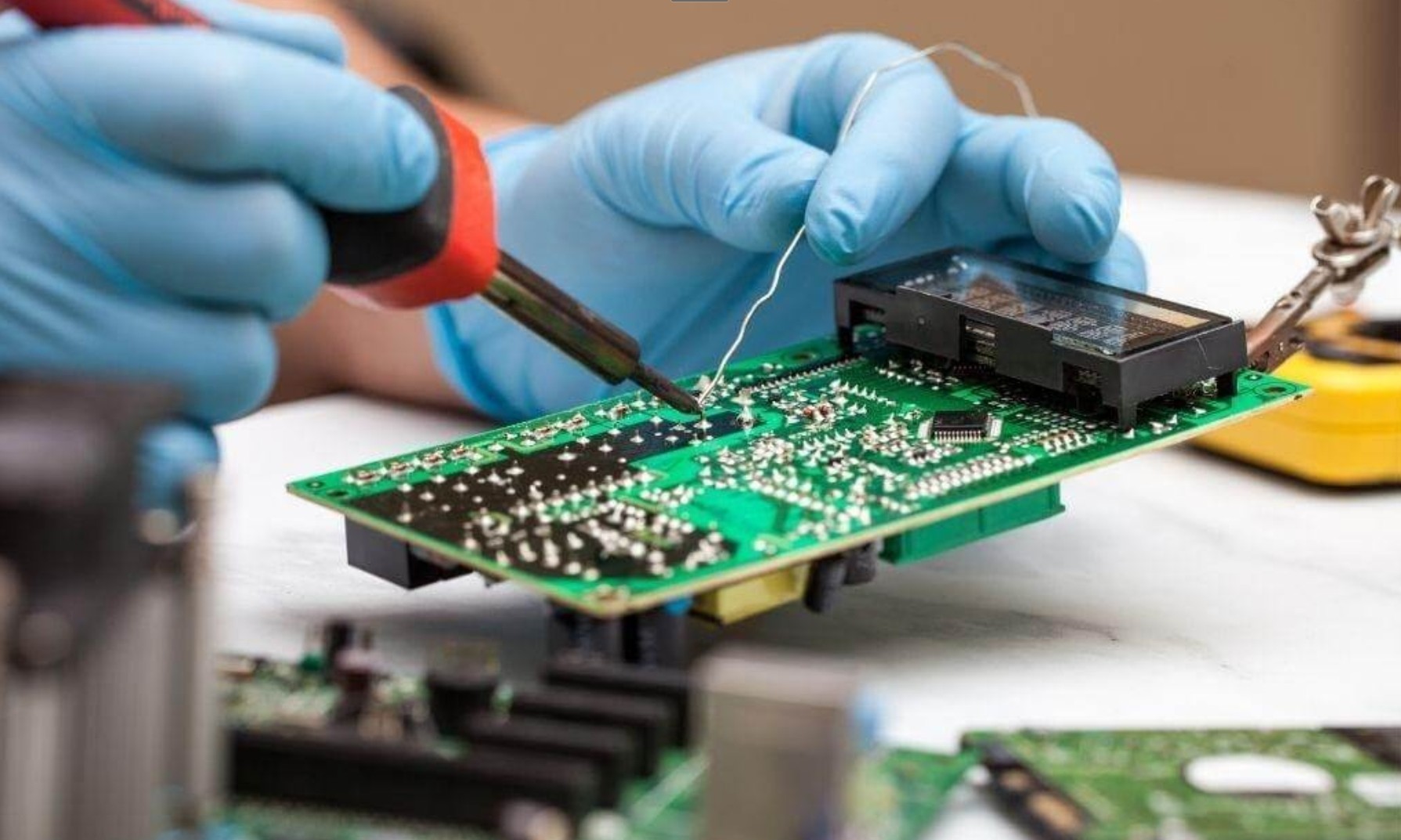 ручной монтаж печатных плат